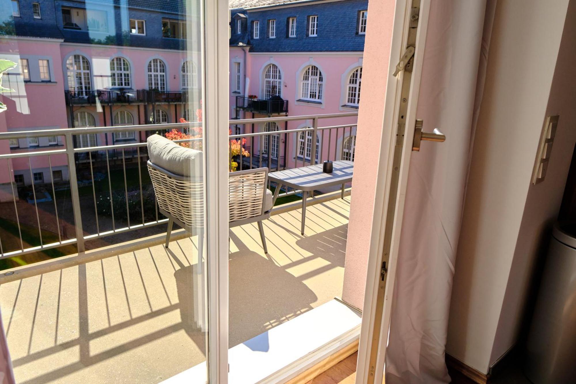 Historisches Deluxe Apartment Im Marianum Neuss Zimmer foto